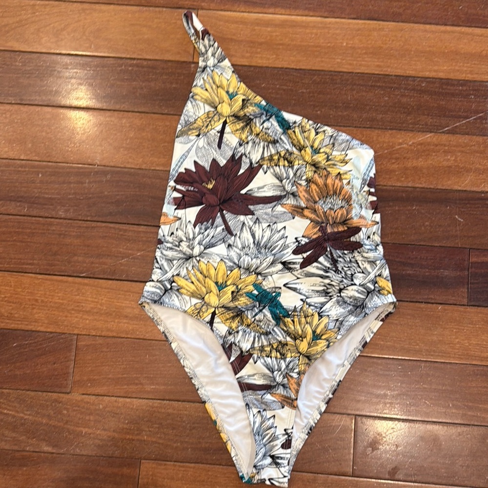 Floral One-Shoulder women’s Swimsuit